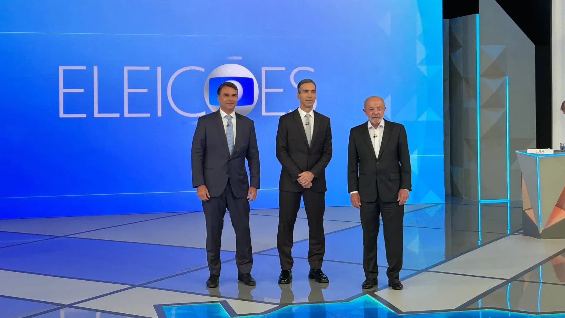 Debate na Globo: Fórum classifica 16 das 17 declarações de Flávio Bolsonaro verificadas como falsas ou enganosas