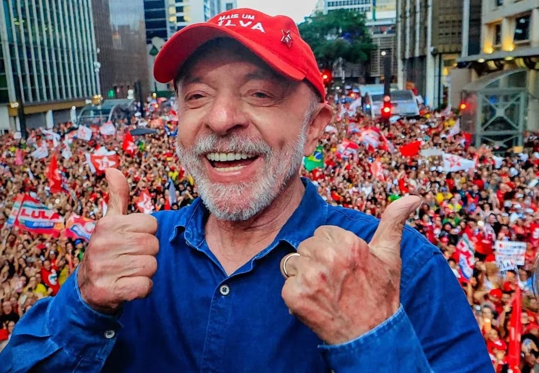 Eleições 2026: Lula vence na capital paulista, mas Flávio Bolsonaro conquista maioria dos municípios de São Paulo