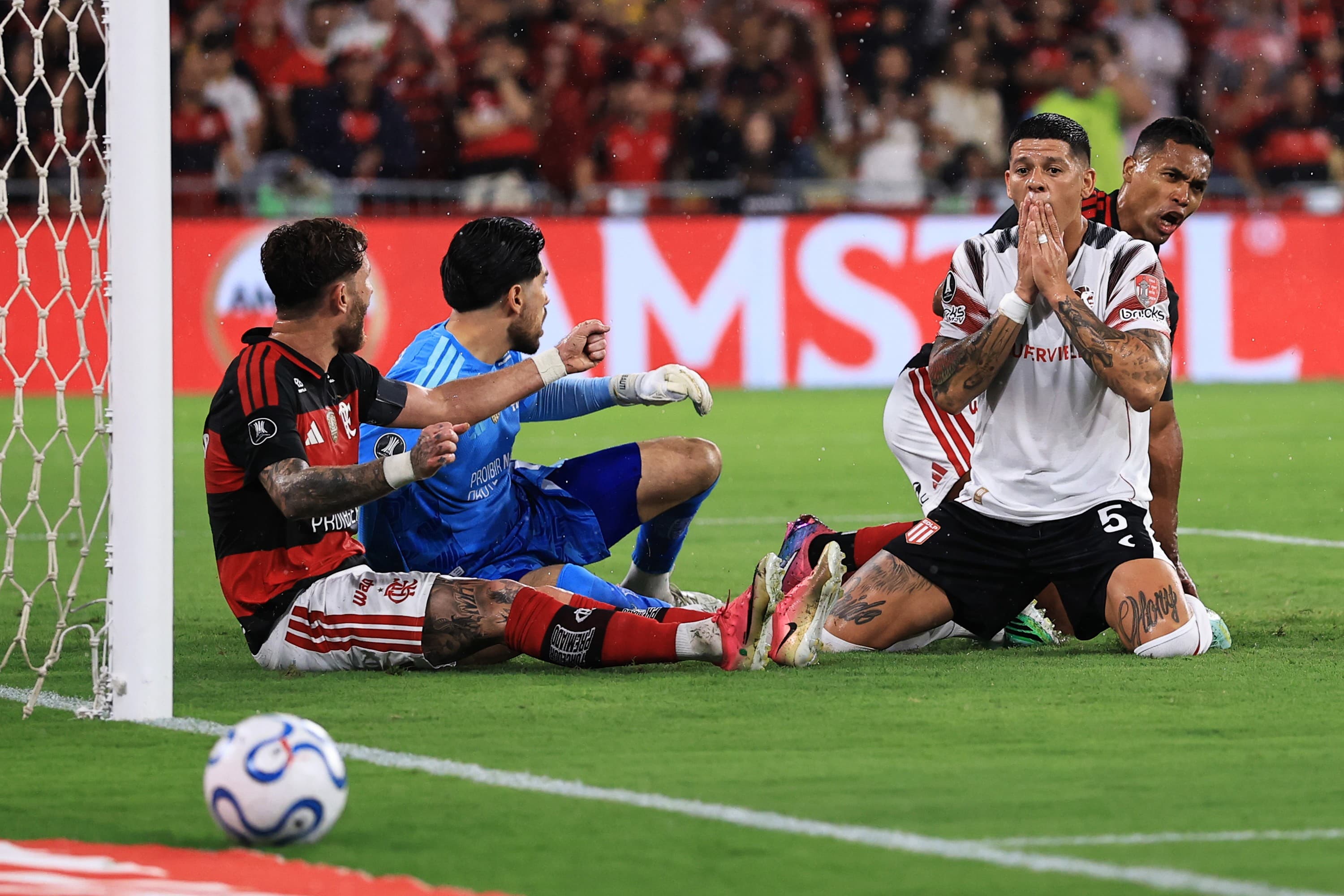 Finalista, Palmeiras é citado em processo que envolve Flamengo e Estudiantes; entenda o caso
